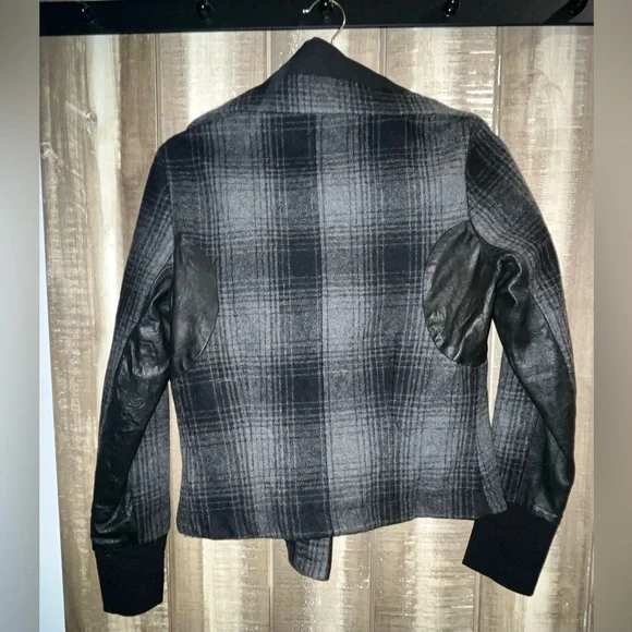 N.W.O.T Wool/Leather Jacket. Size 6 - Picture 2 of 2